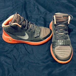 Boy’s Nike KD Trey 5